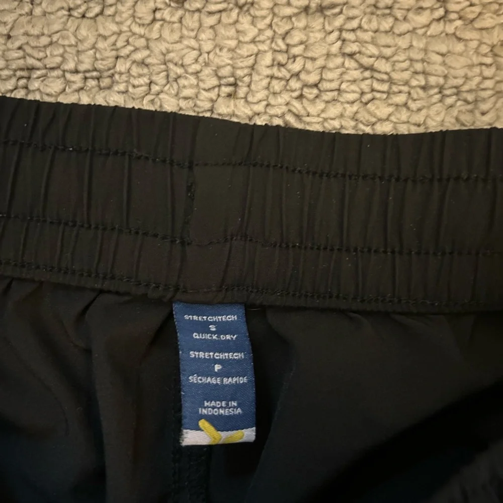 Old Navy Black Wide Leg Pants - Picture 2 of 4